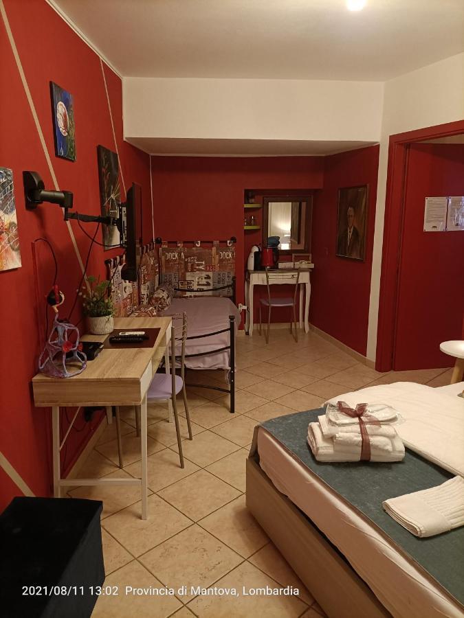 B&B "La Foresteria Del Merlin Cocai" Мантова Екстериор снимка